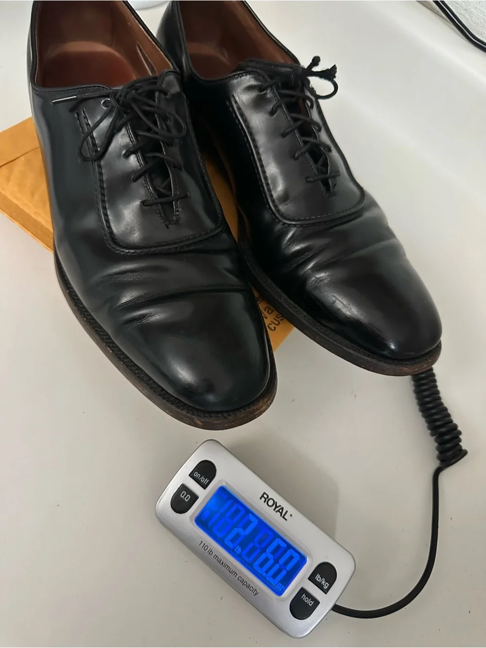 Allen Edmonds 7304 Classic Men’s Black Leather Cap-Toe Oxford Lace-Up Shoes 11.5